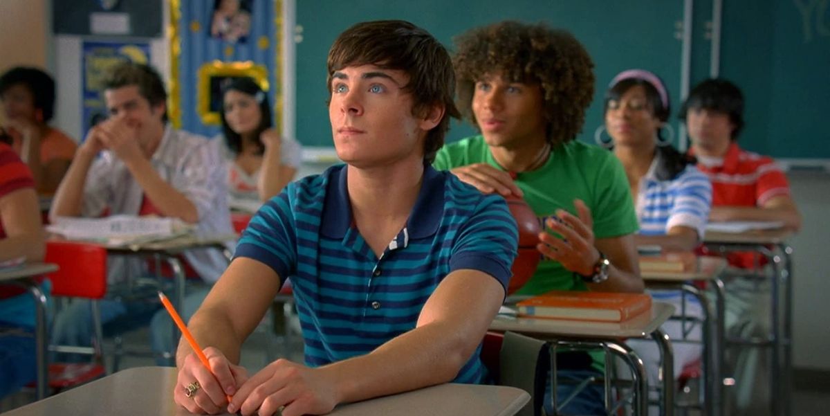Twitter Reactions to Zac Efron Not Singing in the HSM Reunion